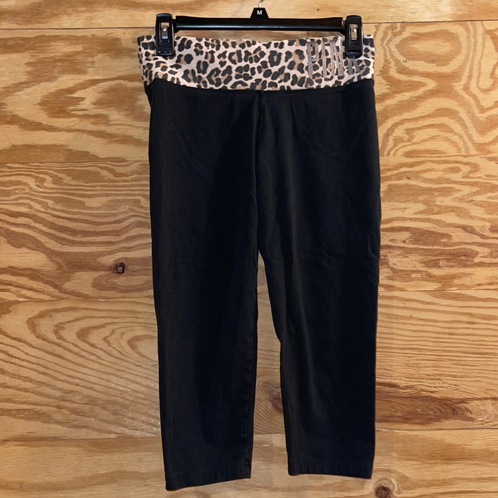 Victoria’s Secret Pink Cropped Yoga Pants